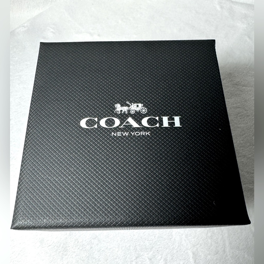 NEW Coach Black Watch Box with black cushion/ desiccant packets/ Gift Box 🎁